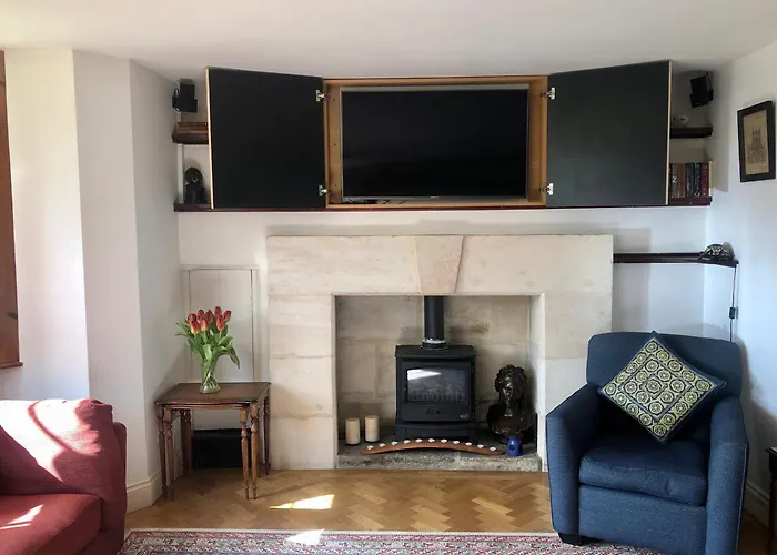 Luxury One Bed Garden Flat-Private Parking